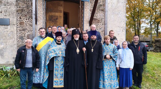 Богослужение в день праздника Покрова Пресвятой Богородицы в Покровском храме поселка Вишки