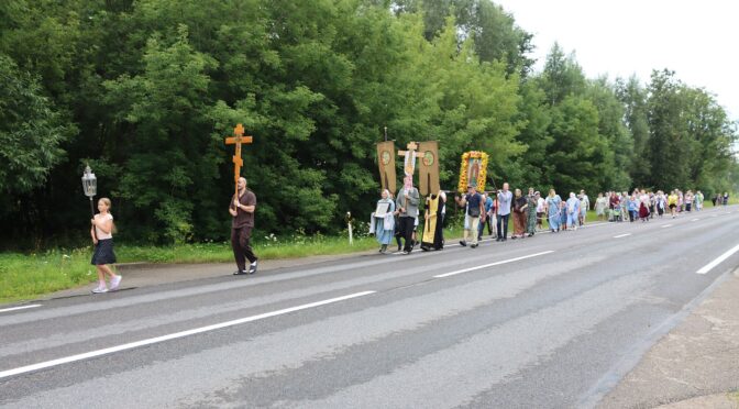 Состоялся ежегодный крестный ход в Малиновку